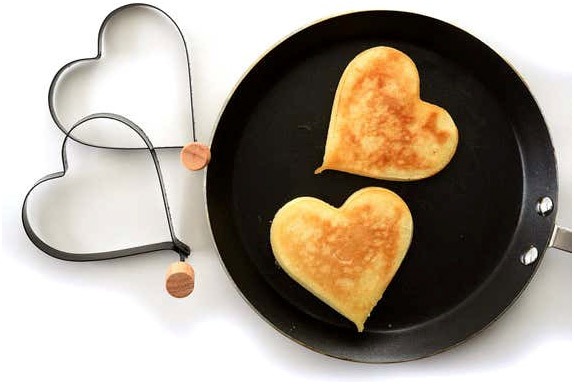 heart shaped pancakes